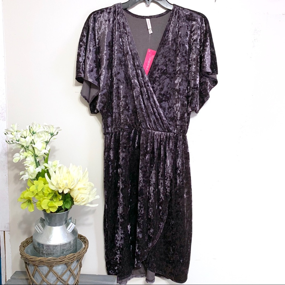 Xhilaration Women's Purple Short Flutter Sleeve Velvet Surplice Dress - NWT